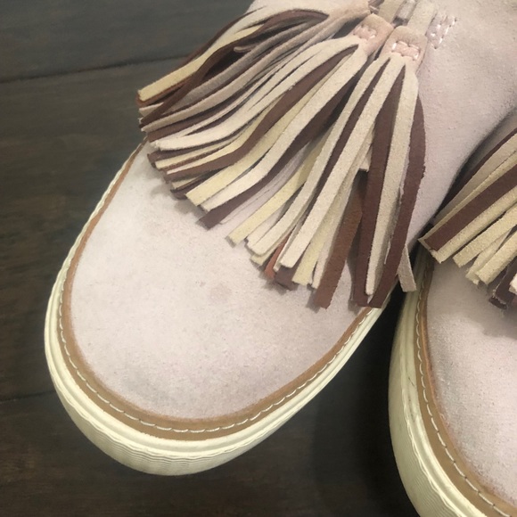 Toms Sunrise Suede Slip On Tassel Sneaker Size 9 - Picture 3 of 8